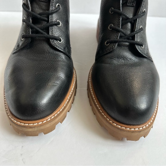 Madewell The Clair Lace-Up Boot in Black Leather 8 - Picture 9 of 15